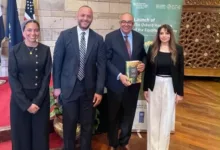 محيي الدين: "دليل أكسفورد للاقتصاد المصري" يضم إسهامات 4 أجيال و140 باحثًا