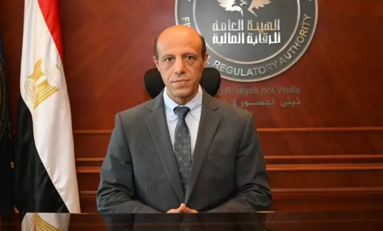 مدبولي يجدد تعيين محمد الصياد نائبًا لرئيس الرقابة المالية لمدة عام