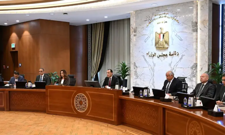 مدبولي يوجه المحافظين بضبط الأسواق وإنشاء سوق دائمة بكل محافظة