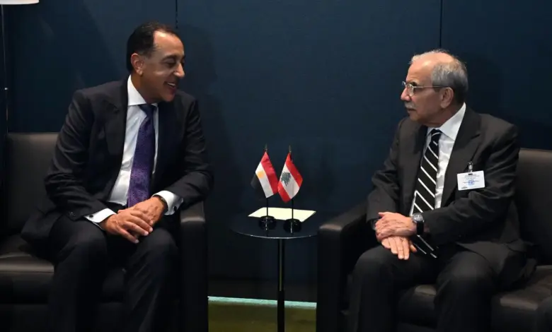 مدبولي يلتقي نواف سلام في نيويورك ويؤكد دعم مصر لاستقرار لبنان