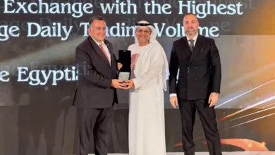 البورصة المصرية تحصد جائزتين عربيتين.. صدارة التداول تكشف قوة السيولة بالسوق