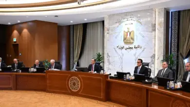 الحكومة توقف العمل عن بُعد يوم الأحد.. وتضع شروطاً جديدة لإعداد قيادات الدولة