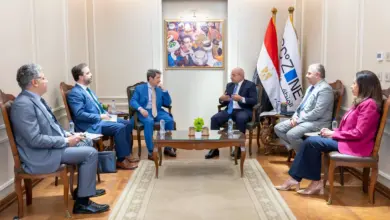 أمريكا تستكشف فرص الاستثمار في قناة السويس.. الطاقة والدواء واللوجستيات على الطاولة