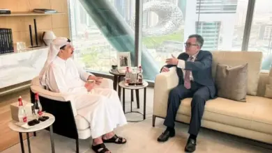 وزير التخطيط يبحث مع مسئولي دبي فرص الاستثمار في قناة السويس والتوسع الرقمي