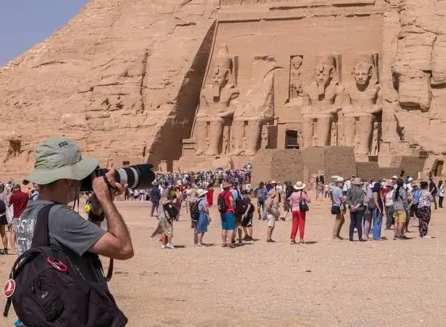 قفزة جديدة .. «فيتش»: 23.8 مليون سائح لمصر و21.2 مليار دولار إيرادات بحلول 2030