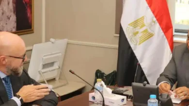 45 % طاقة متجددة بحلول 2028.. الكهرباء تعزز شراكتها مع البنك الآسيوي للبنية التحتية