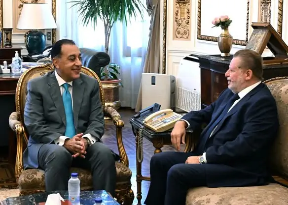 29.7 مليار دولار في 7 أشهر.. مدبولي ومحافظ المركزي يبحثان خفض التضخم وتعزيز الاحتياطي
