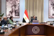 مدبولي يوجه بحصر المشروعات العقارية المتعثرة وتحديد مسؤولية المطورين وحماية الحاجزين
