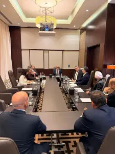 وزير الاستثمار والتجارة الخارجية يدعو 3 مجموعات إماراتية لاستكشاف فرص الاستثمار في مصر