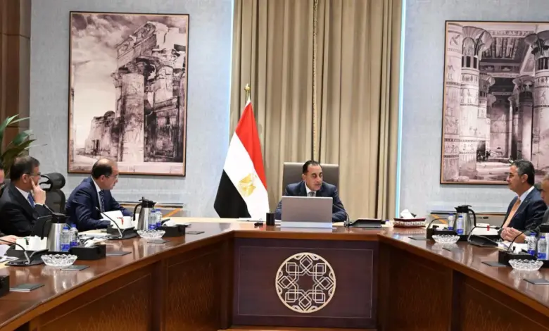 18 مليار جنيه لمزارعي القصب.. مدبولي يشدد على سداد مستحقات المحاصيل وتأمين السكر