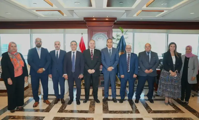 الرقابة المالية تشدد إجراءات غسل الأموال.. تحقق رقمي وربط لحظي لبيانات التمويل