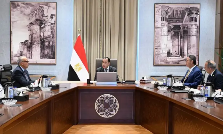 فجوة الاستيراد ومحدودية المياه.. مدبولي يجهز ملف الأمن الغذائي لمنتدى مصر 2026
