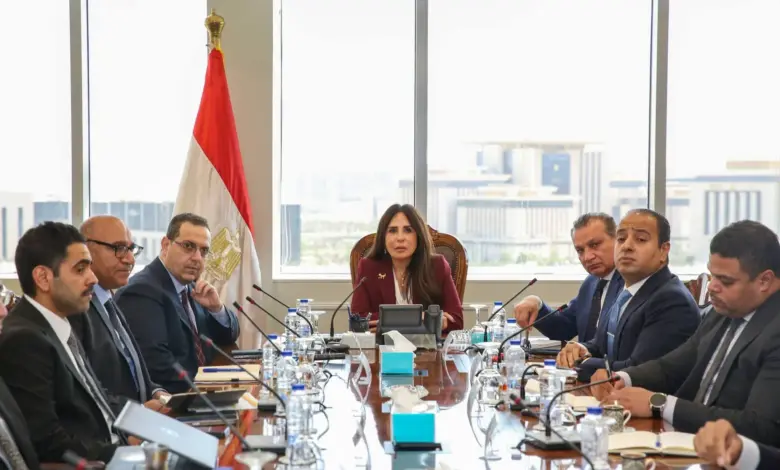 أراضي المدن الجديدة تعود إلى واجهة الاستثمار.. تحركات من المنشاوي لتسريع المشروعات