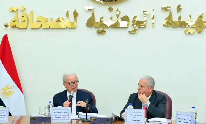 حسين عيسى يفتح ملف 3 مؤسسات صحفية.. جدولة القروض وتسويات الديون وتعظيم الأصول