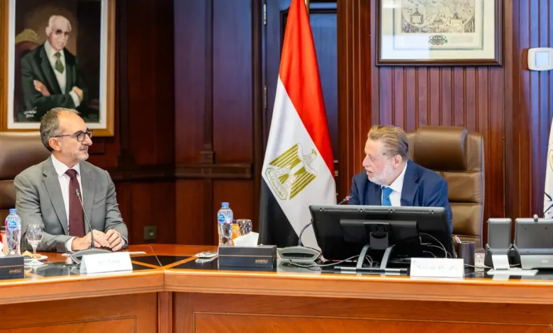 محافظ البنك المركزي المصري يبحث مع المدير الجديد لقسم شمال إفريقيا والقرن الإفريقي بمؤسسة التمويل الدولية سبل التعاون المشترك