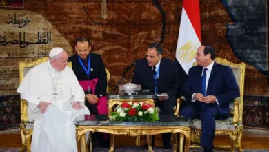 رسالة من الرئيس السيسي إلى بابا الفاتيكان.. تمنيات بالشفاء ودعم لجهود السلام