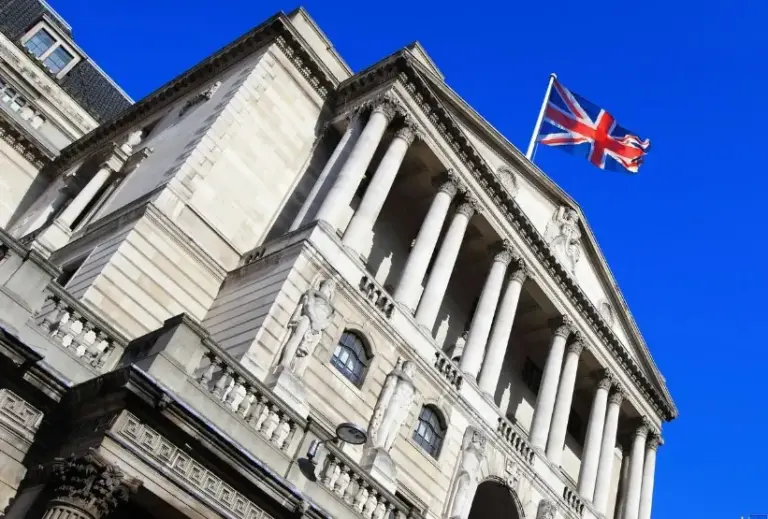 8 %بدلًا من 3%.. بريطانيا تدرس زيادة ضريبة البنوك بأكثر من ملياري جنيه سنويًا