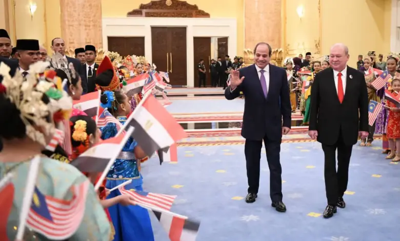 الرئيس السيسي يغادر ماليزيا إلى إندونيسيا.. الجولة الآسيوية تدخل محطتها الثالثة