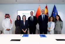 شراكة بين جامعة IE ومجموعة إي اف چي القابضة لتعزيز تنمية المواهب والابتكار في مصر