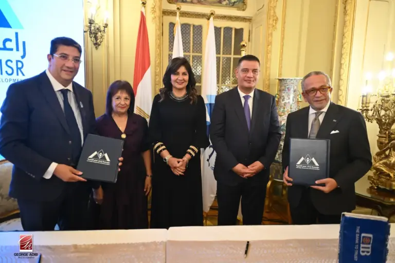 3 ملايين خدمة طبية و160 ألف نظارة.. شراكة CIB وراعي مصر تستهدف مليون طفل/صور
